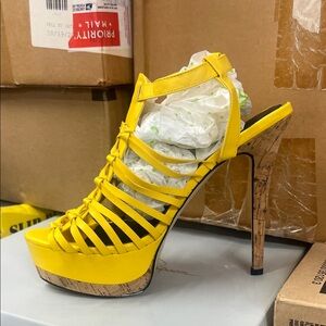 Scene Yellow Strappy Platform High Heels